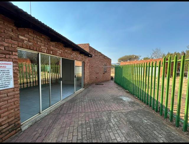 1 BEDROOM FLAT TO LET IN RIETFONTEIN AH